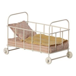 Maileg / cot bed / rose