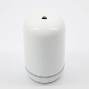 Meraki / essential oil diffuser / ceramic white