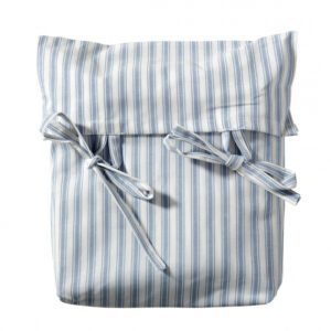 Oliver Furniture / curtain / low loft bed / blue stripes