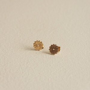 Sticky Sis Club / Earrings / La petit fleur