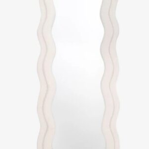 Flamingueo / Charlotte spiegel met golvend fleecekader / beige